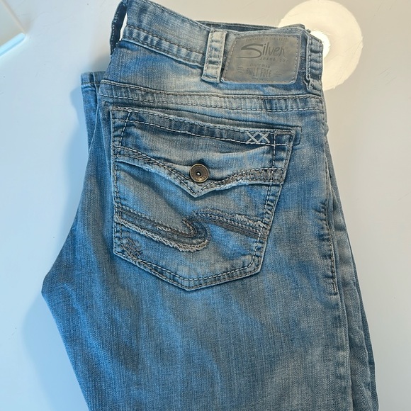 Silver jeans - Picture 1 of 8